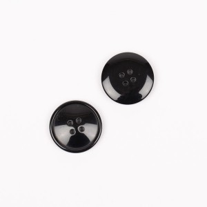 Guzik 717 imitacja rogu (czarne) 20mm