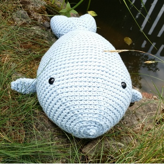 Wieloryb wg projekty Stacey Trock